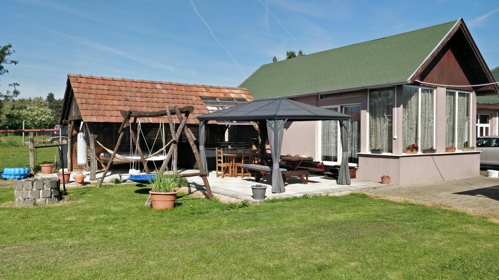 Novakporta Vendeghaz Appartement Lakhegy Buitenkant foto